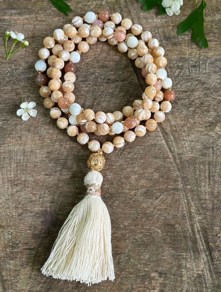 Mala spirituale Umadevi con nappina ricamata a mano