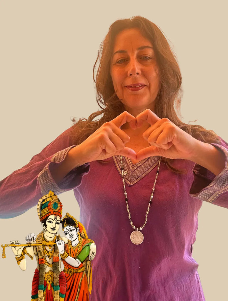 Japamala ispirata alla devozione e all’amore universale di Radha e Krishna